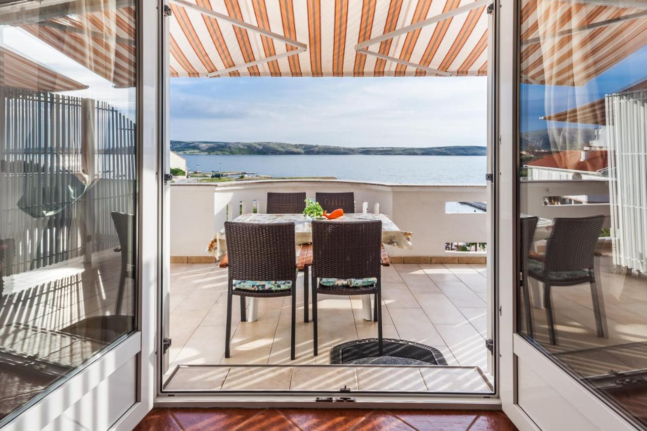 Ferienhaus Rajka Kustići エクステリア 写真