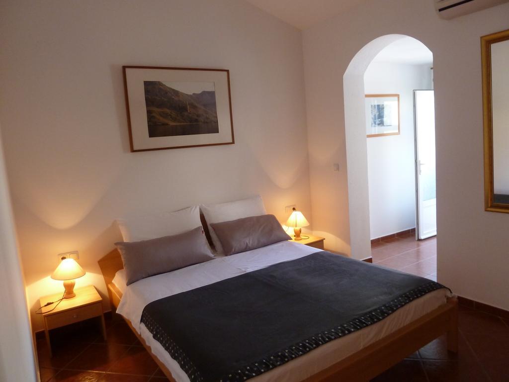 Ferienhaus Rajka Kustići エクステリア 写真